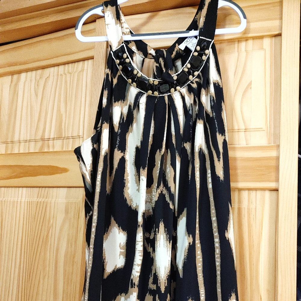 Ladies  top size Large